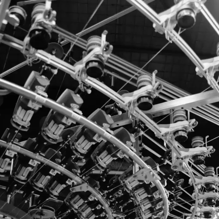 Produktionsstätte - Webmaschine